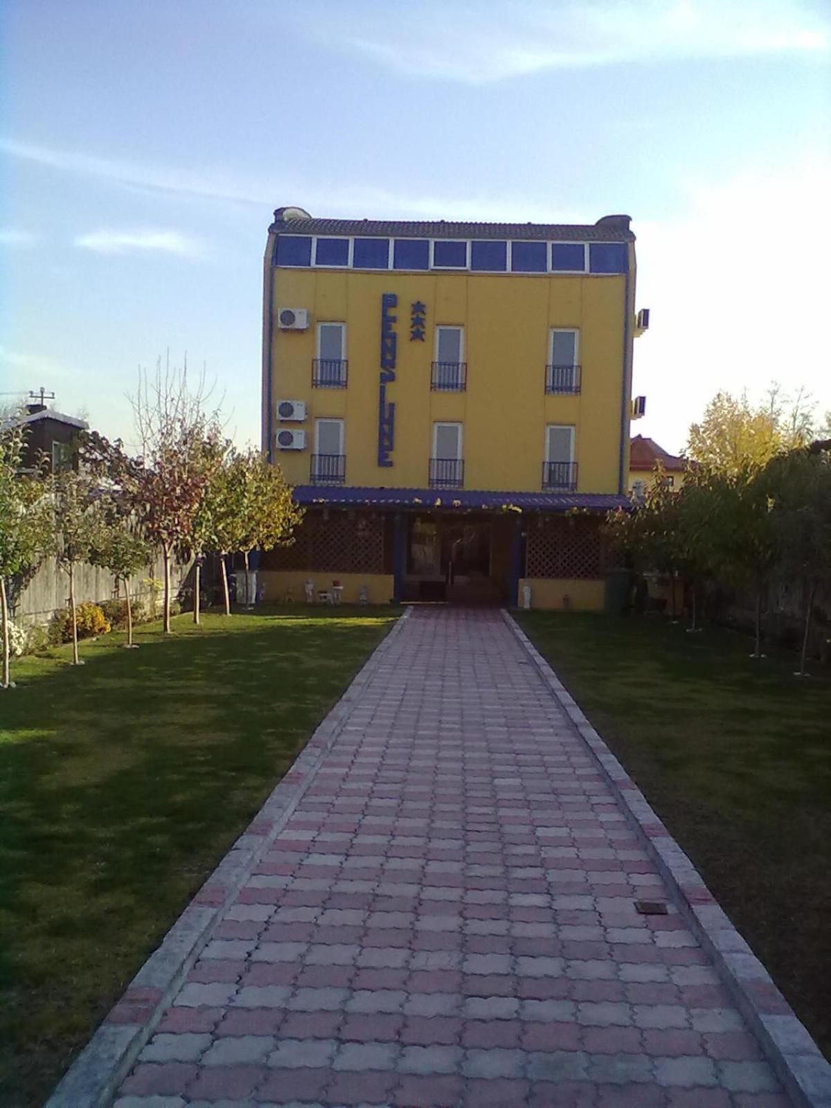 Pensiunea Raffael Otopeni Exterior foto